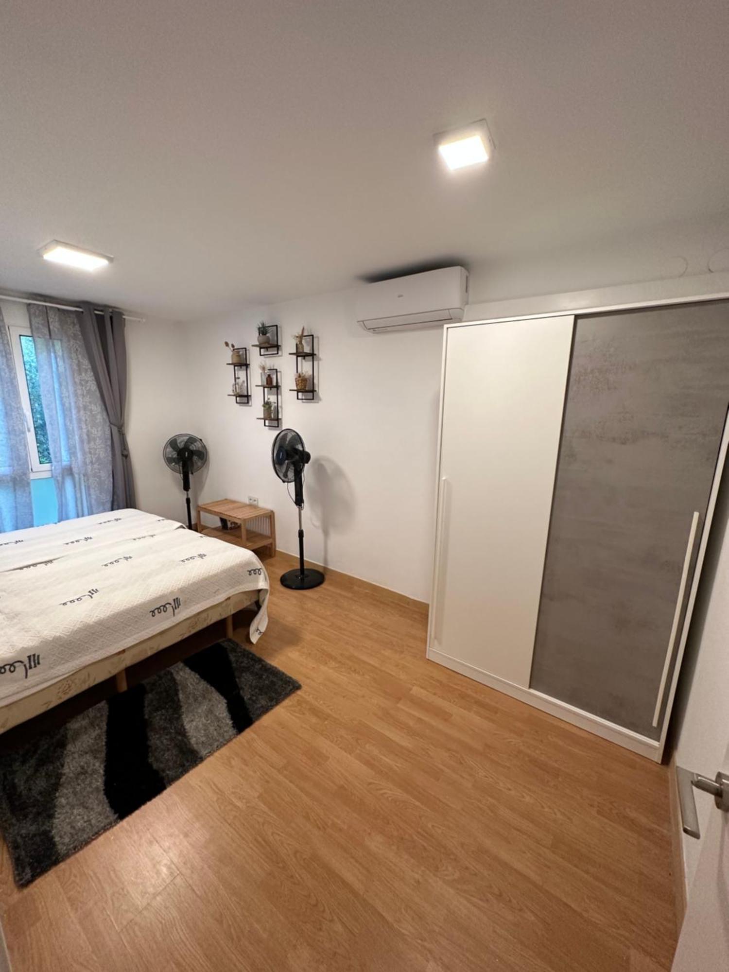 Aguila Dorada Apartment Салоу Екстериор снимка